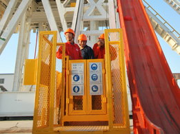 人貨兩用升降機(jī)